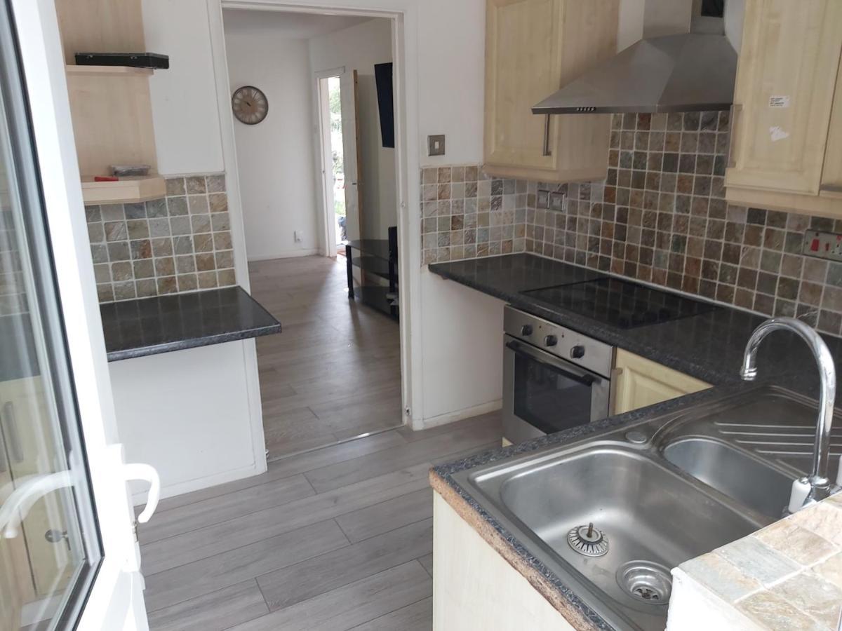 Apartament 52 Fenwick Road, Houghton Regis, Dunstable Zewnętrze zdjęcie